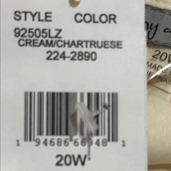 NWT Danny and Nicole Elegant pale yellow Women's Dress Size 20 - Picture 9 of 10